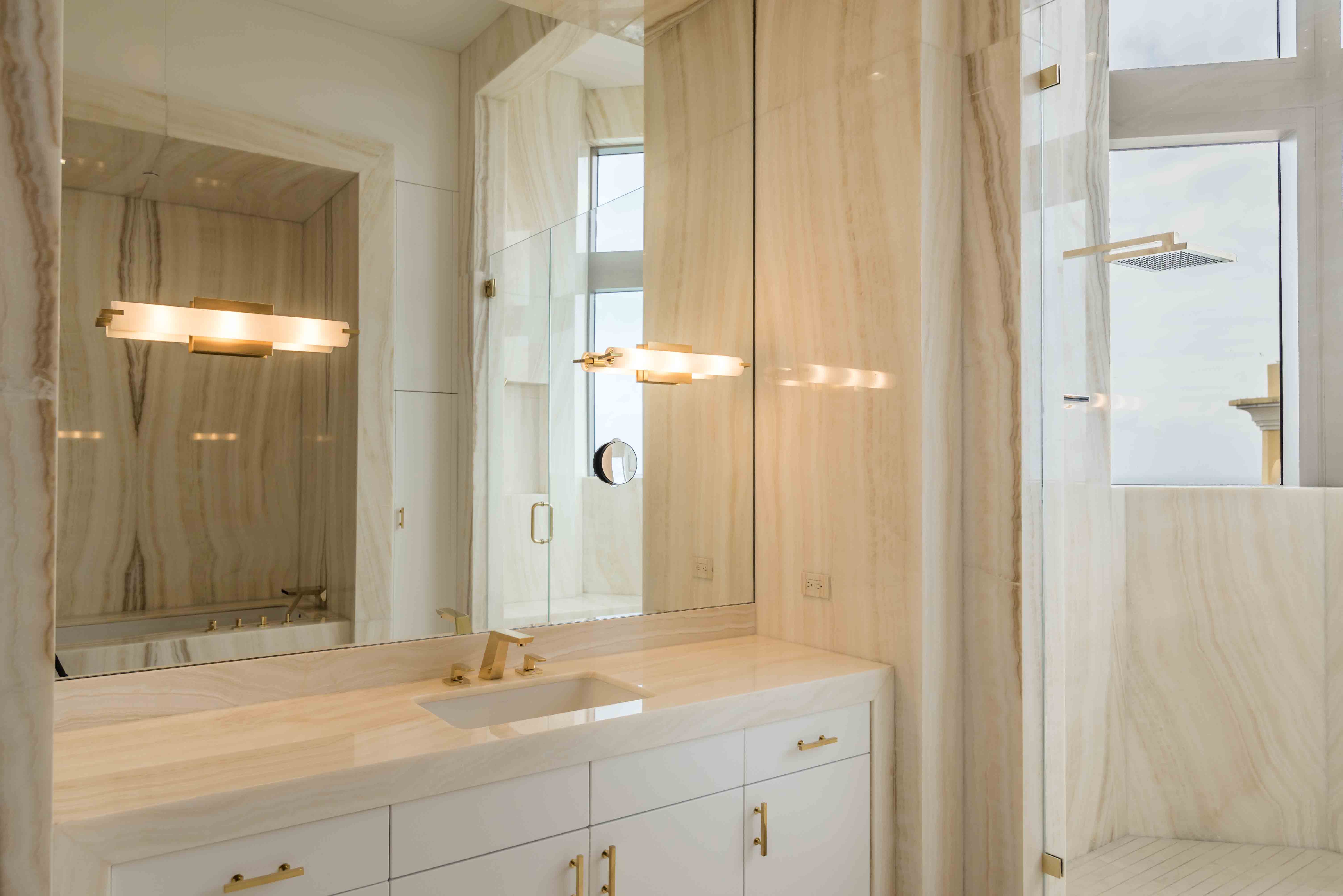 Dsc 9415 Acqualina Mansions